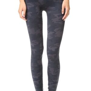 SPANX seamless Camo Leggings